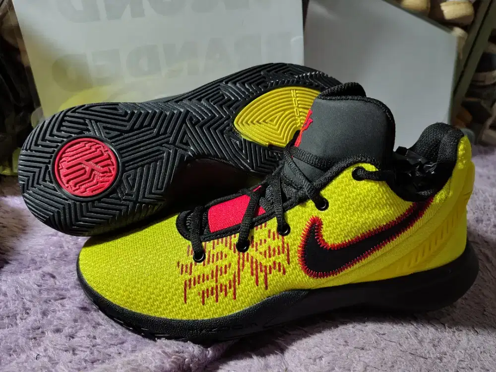 Nike Kyrie Flytrap 2
