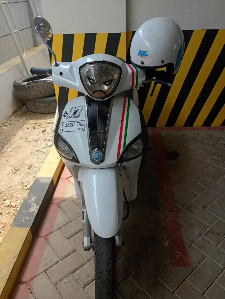 Dijual Cepat Piaggio Liberty 100 2013 apa adanya !!