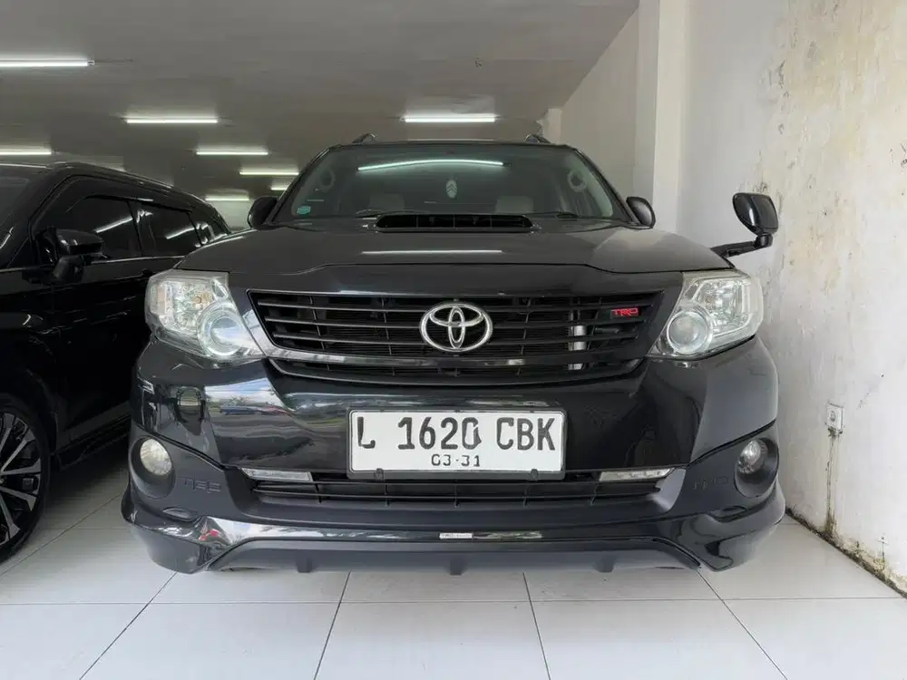 TOYOTA FORTUNER 2.5 VNT TRD DIESEL MATIC 2014