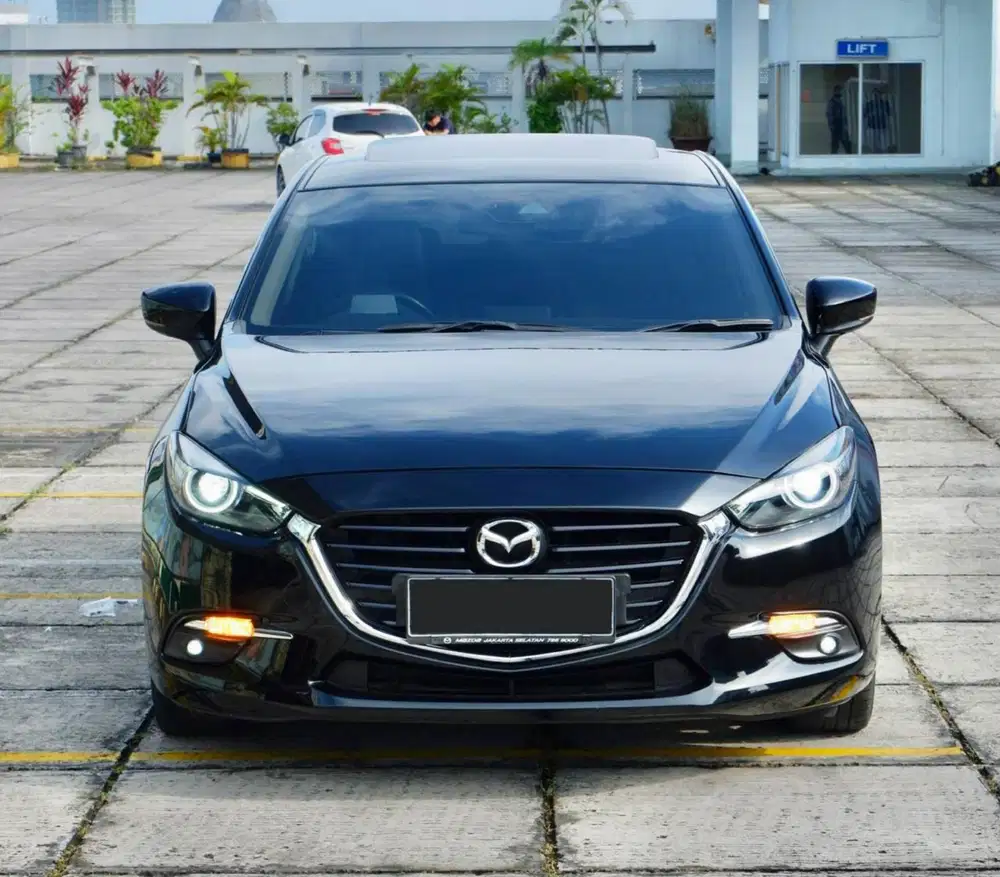Mazda 3 Hatchback 2018 free bbn