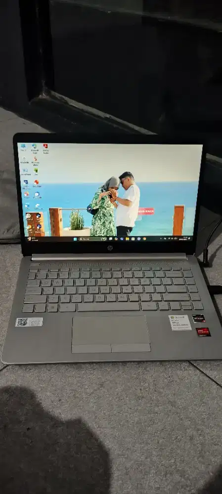 Laptop hp 14s ryzen 3