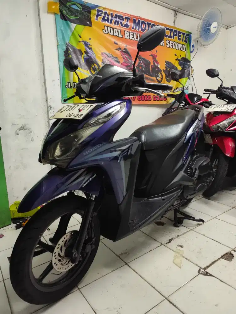 Honda Vario 125 KZR Lengkap