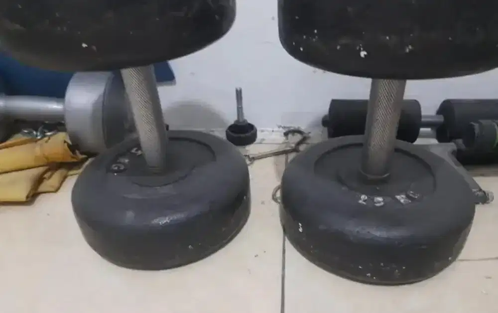 Dumbell 1 set 50kg besi padat