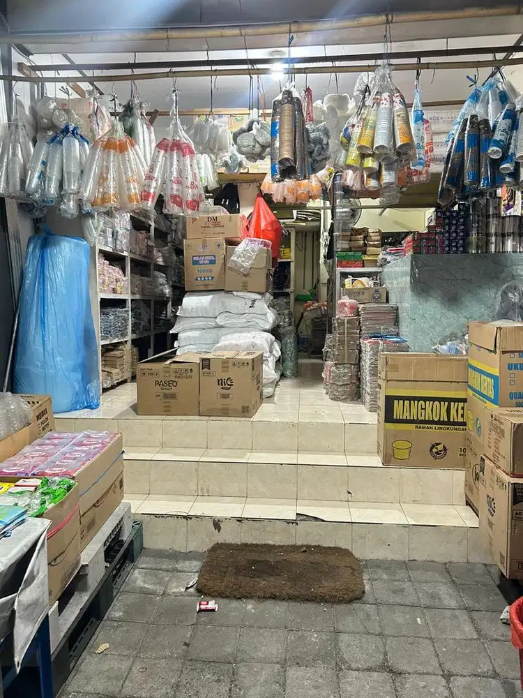 Over Kontrak Toko Full Barang Jual