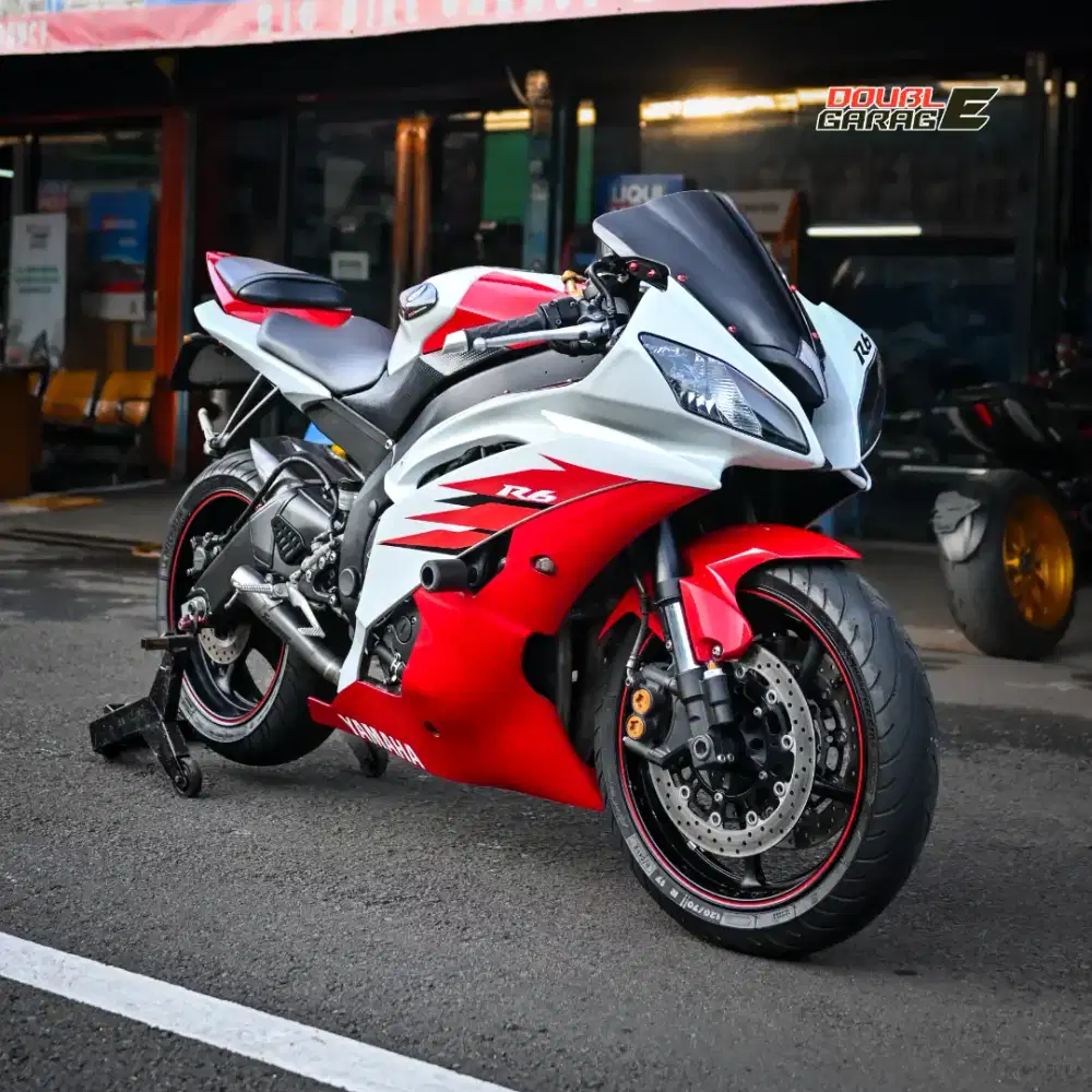 YAMAHA R6 PUTIH 2014 LIKE NEW