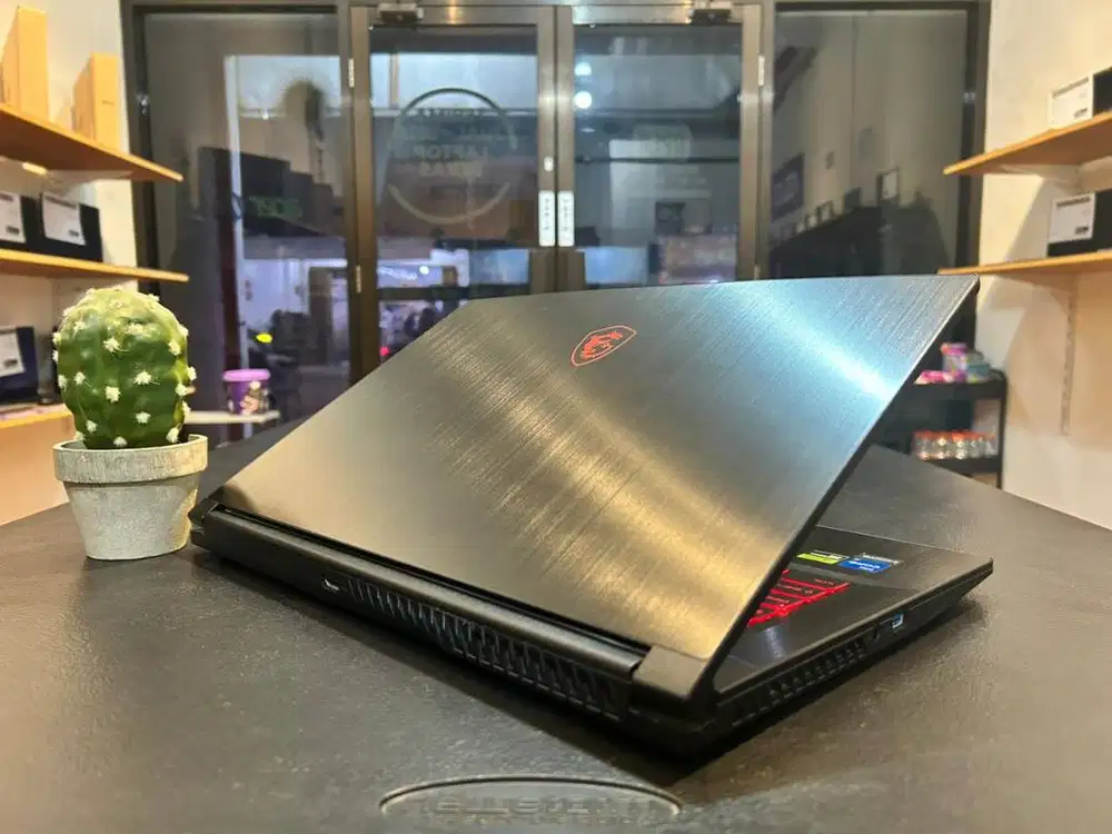 BU!! DIJUAL LAPTOP GAMING MSI GF63-THIN 11UC//NVIDIA RTX 3050(4GB)