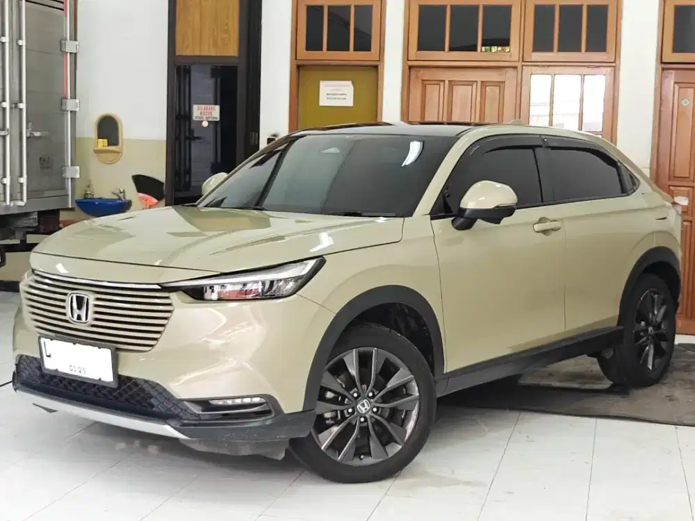26rbKM New Honda HRV 2024 Special Edition SE 1.5 Automatic Sand Khaki