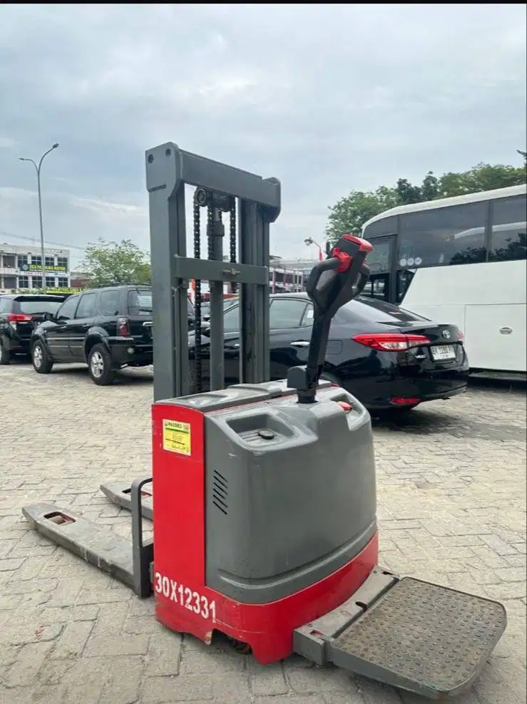 GC POWER PALET STACKER 1 TON