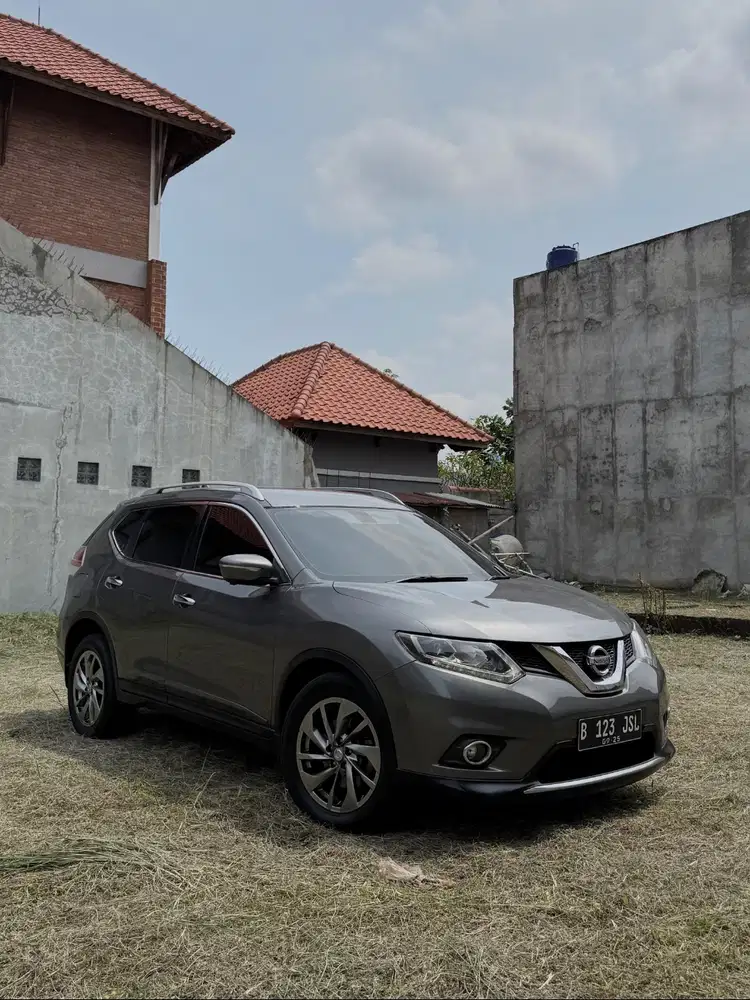 Xtrail T32 2015 AT 2.5 Abu-abu