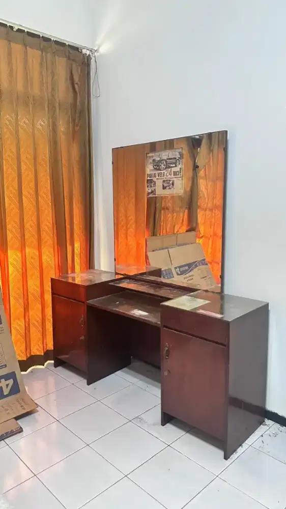 Meja rias kayu jati