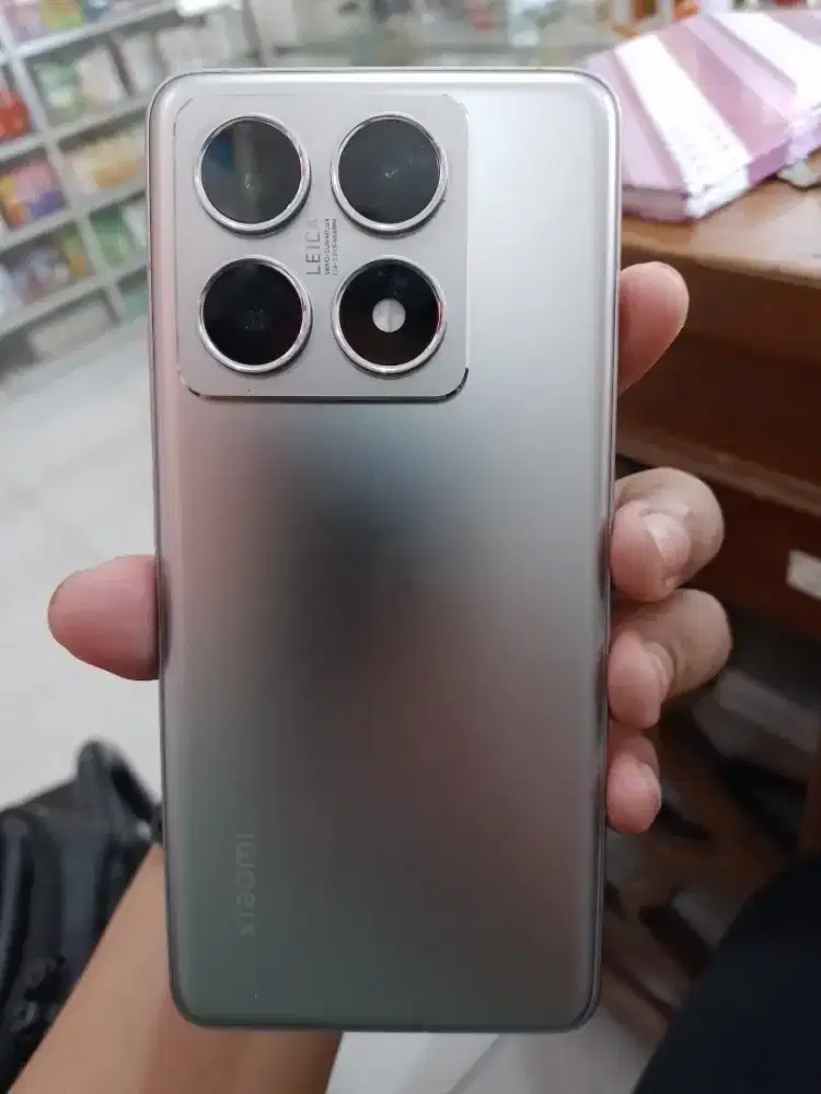 Xiaomi 14T Pro 512/12GB (Spigen Case)