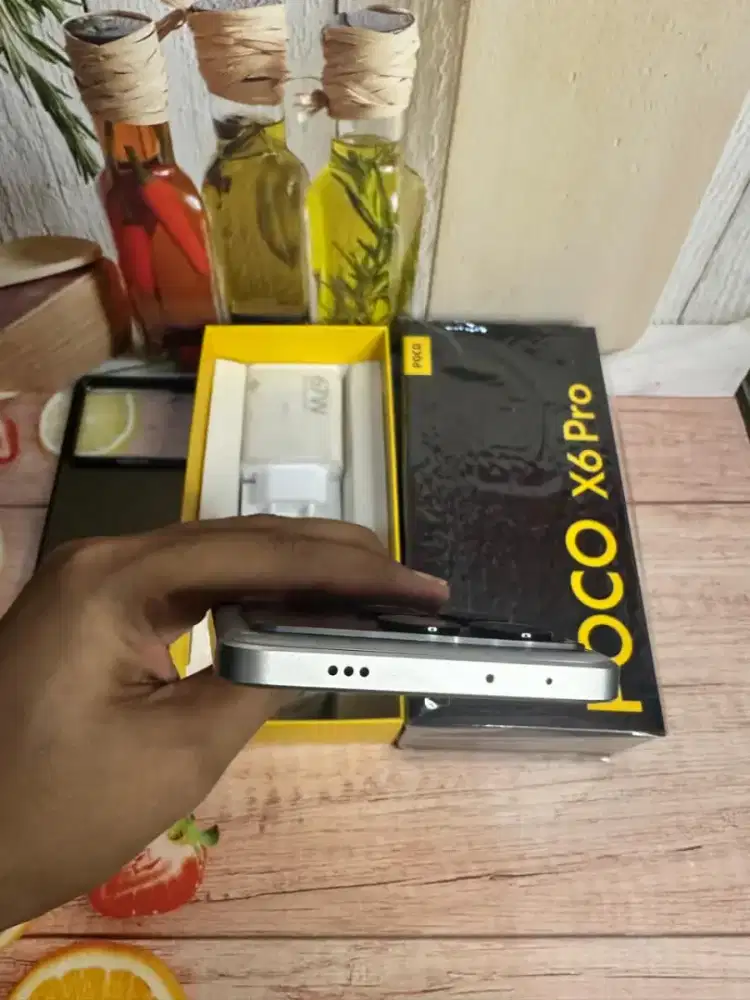 Jual hp mulus POCO X6 PRO 5G 12/512 istimewa fullset original