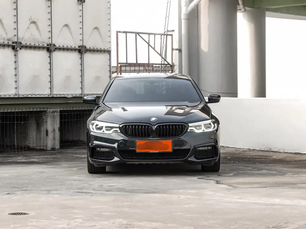 BMW 520i M sport Packed Limited Edition 75th HUT-RI