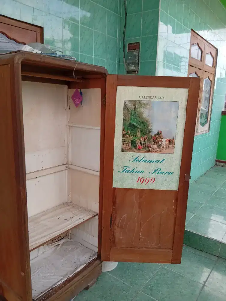 Lemari jati satu pintu  harga bisa nego