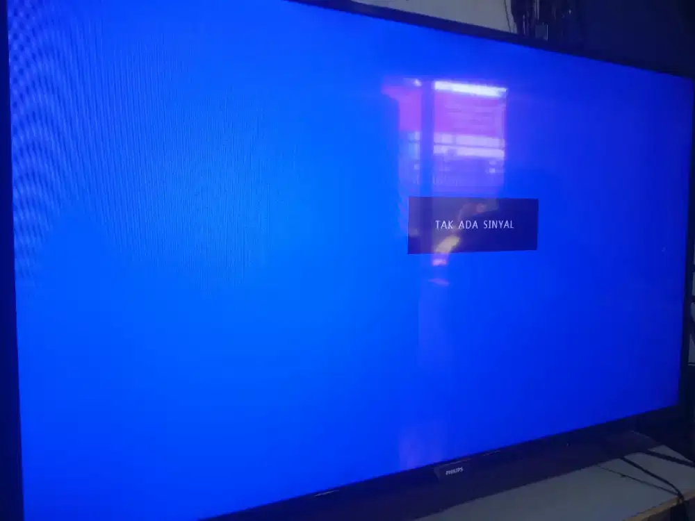 Tv Philips 43 in (masih analog)