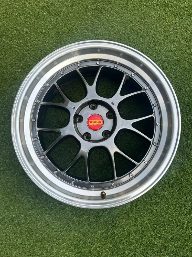 Jual velg ring 19 5x114 mulus lebar 8.5 et 38