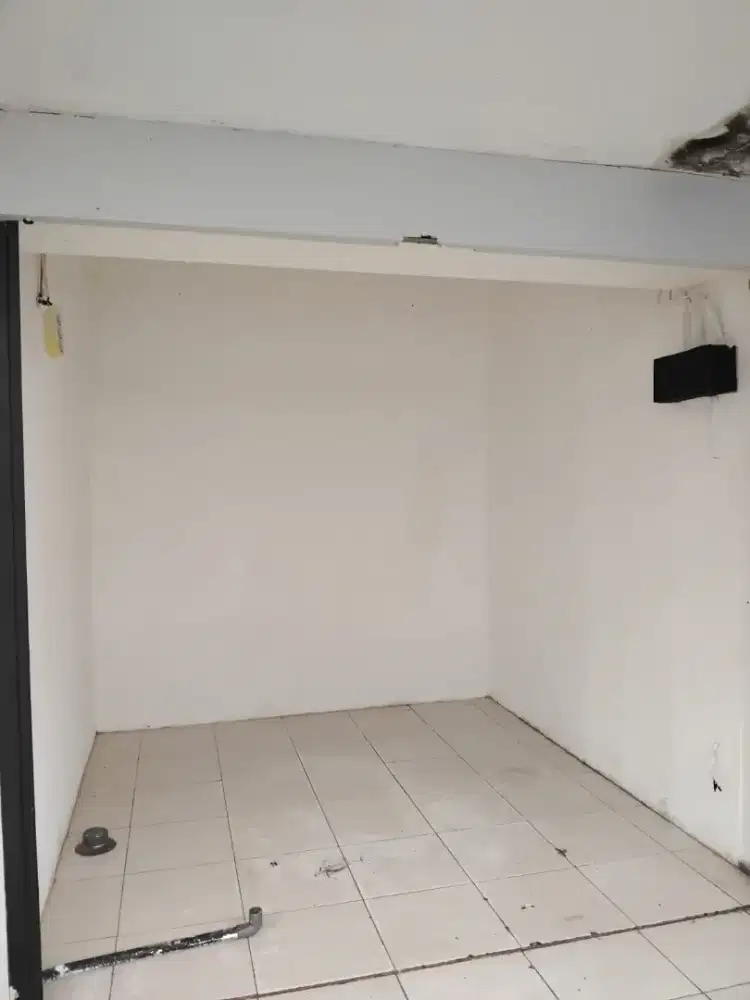 Disewakan murah dan cepat Kios di Apartemen kalibata city