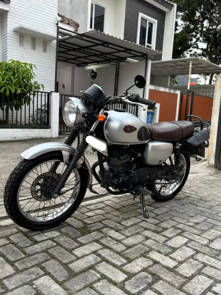 Kawasaki W175 PAJAK HIDUP
