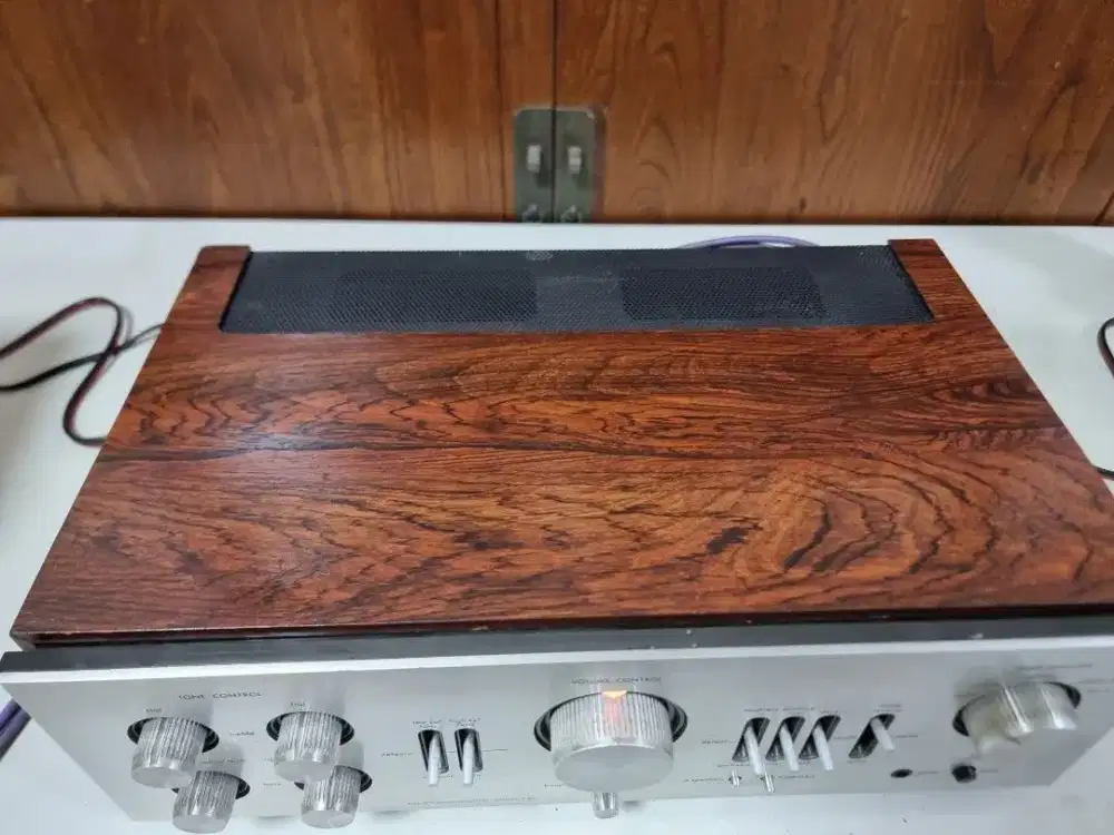 Luxman L-80V solid integrated amplifier stereo