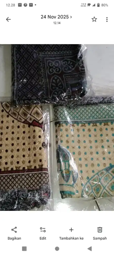 Di jual  sajadah panjang untuk sholat tiga pisc