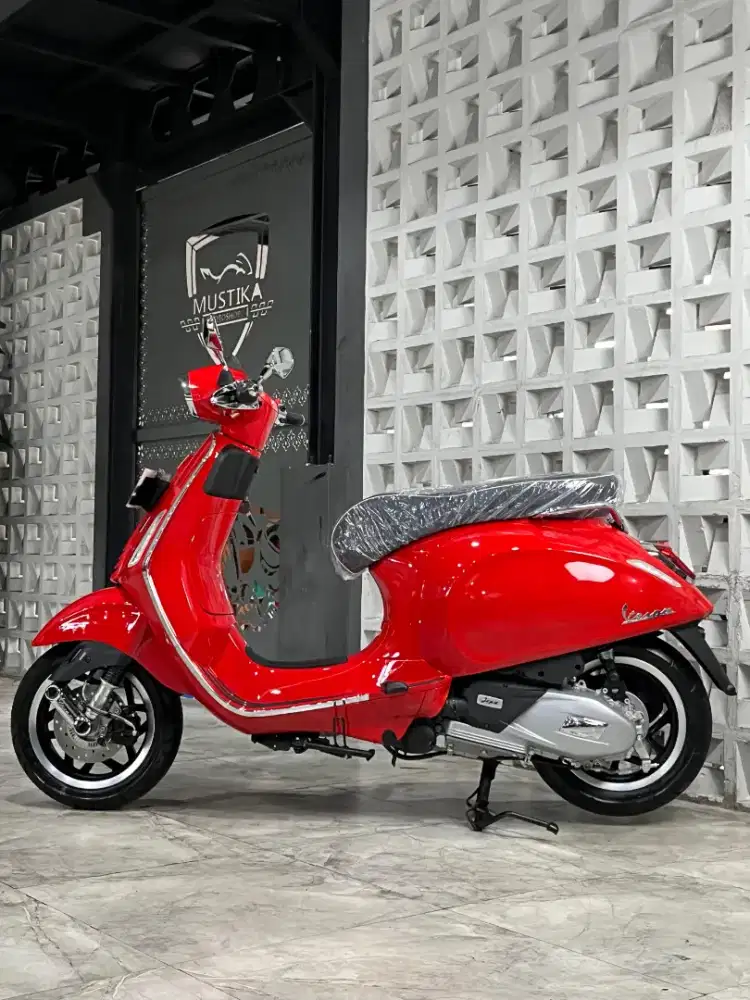 KM 0‼️Vespa Sprint 150 igets ABS 2025. DANNY Mustika Motor Sulfat