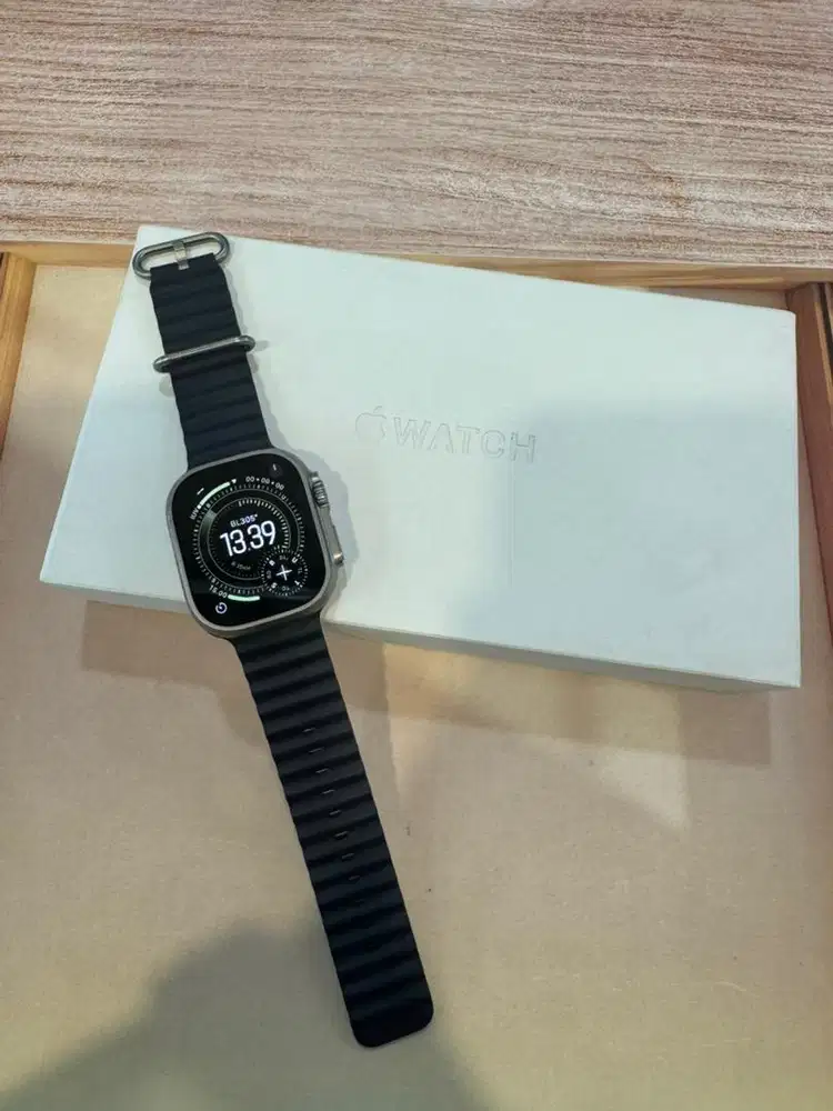 Iwatch ultra 1 49mm titanium midnight ex inter bh 94% lengkap