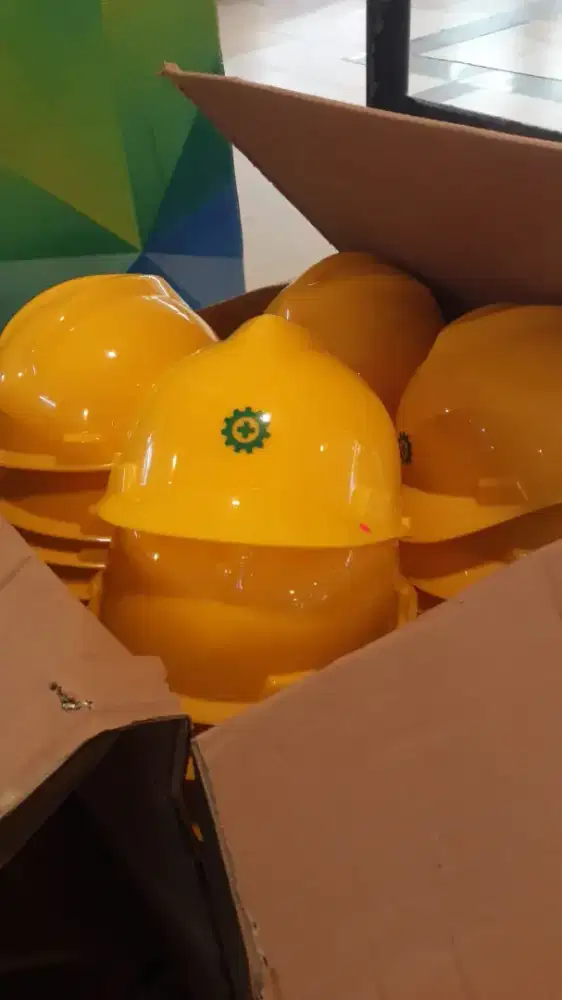 Helm Safety Proyek