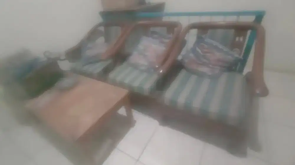 Jual bangku satu set dengan meja kayu jati kuat