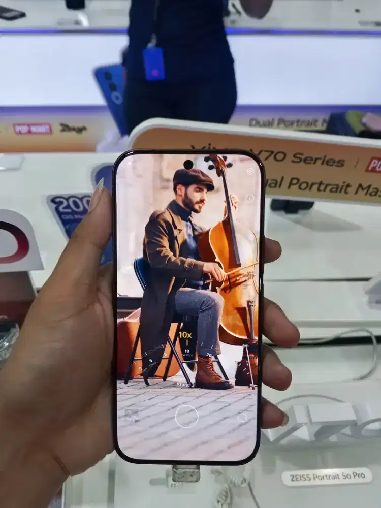 VIVO V70 12+12/256