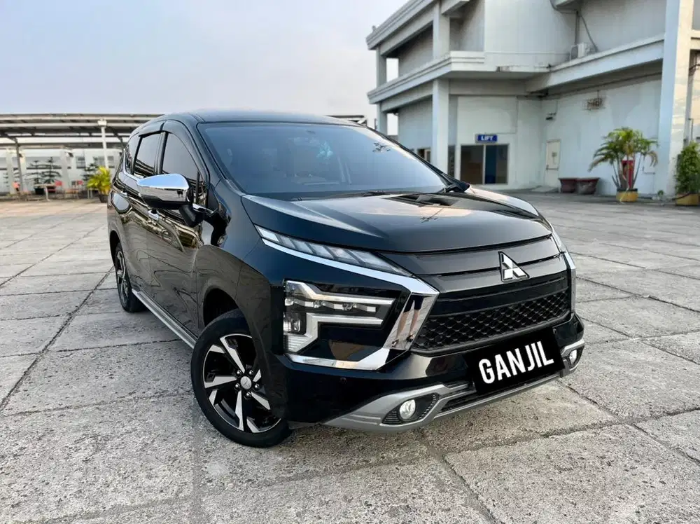 [KM 15 rb] Mitsubishi Xpander 1.5 Ultimate AT/Matic Tahun 2023