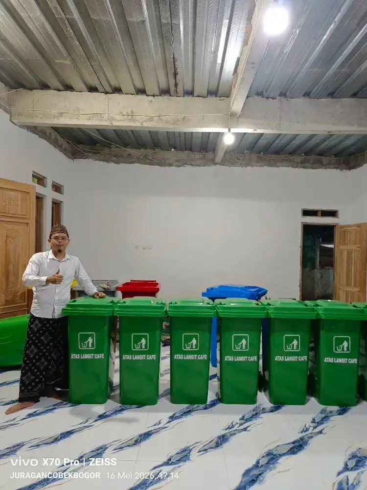 Pabrik tempat sampah tong sampah bahan HDPE