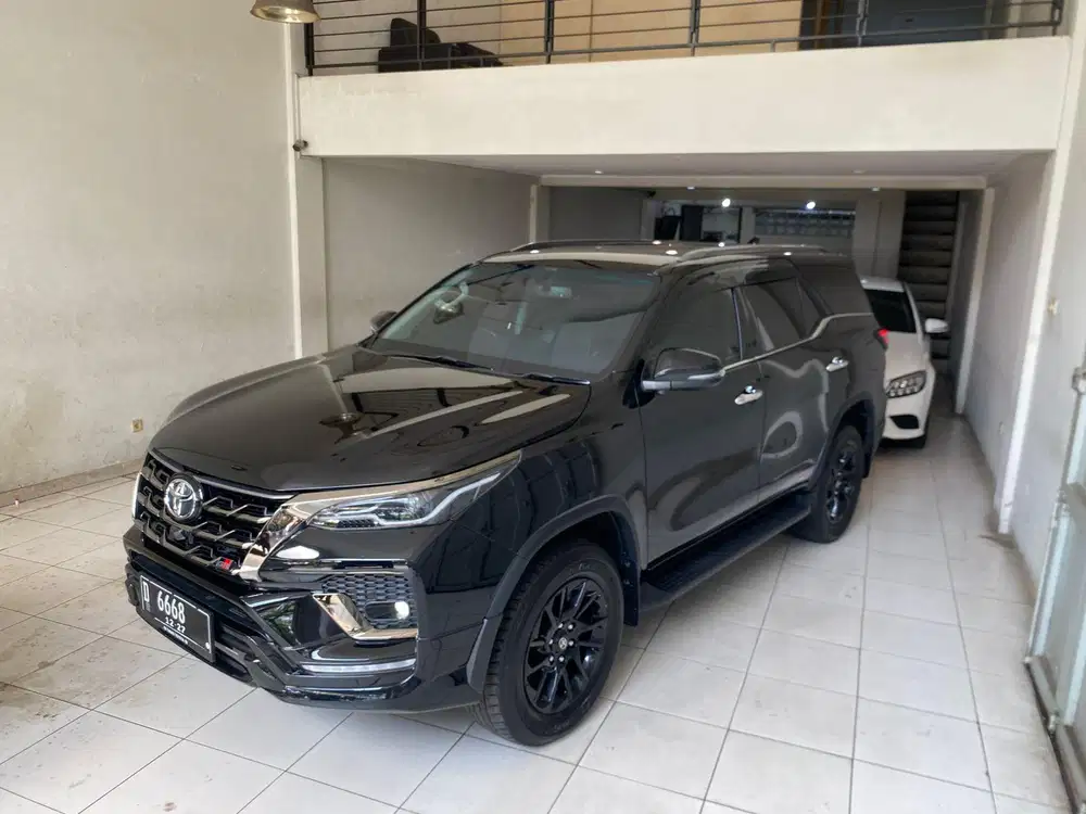 Fortuner 2.8 GR Sport Tahun 2022