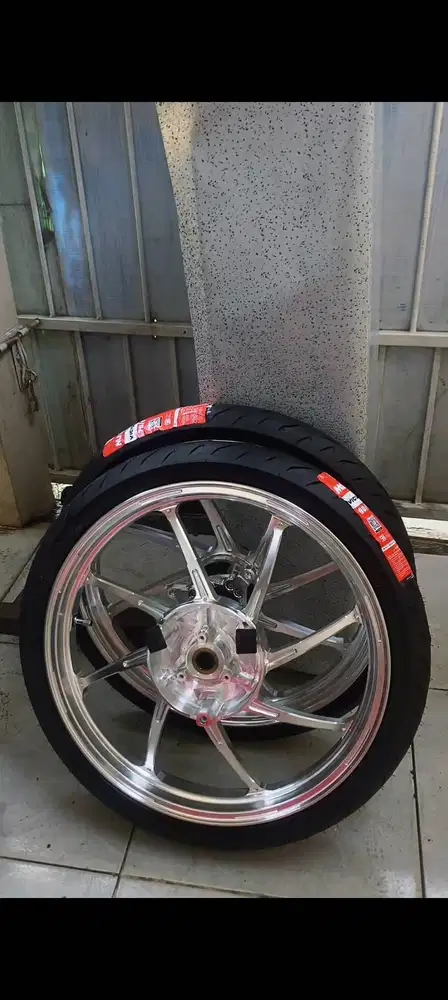 Velg dellevic m8 ring 17 nmax new