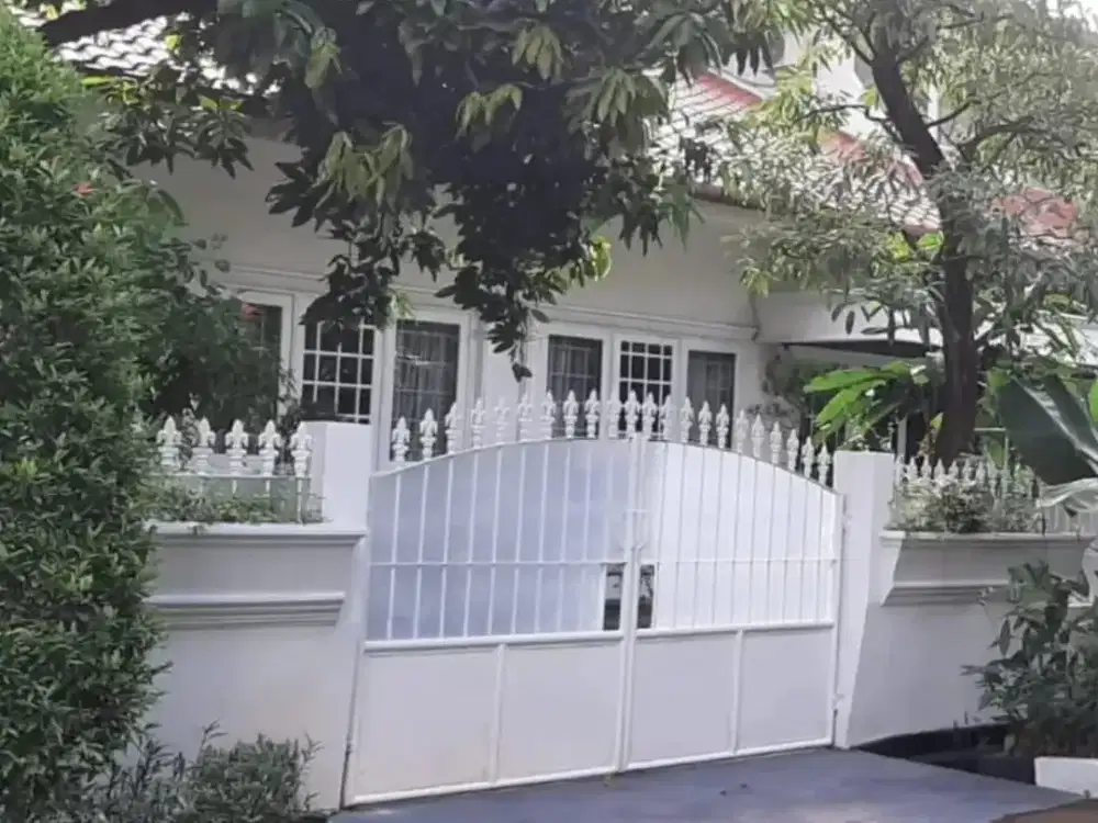 *HOT PRICE* DIJUAL RUMAH HOOK 2 KAVLING SIAP HUNI DI VILLA DELIMA LEBAK BULUS JAKARTA SELATAN