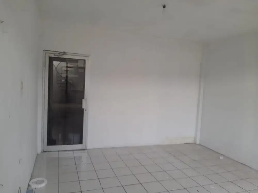 Disewakan Ruko Gandeng Kalimalang 3 Lantai #1420