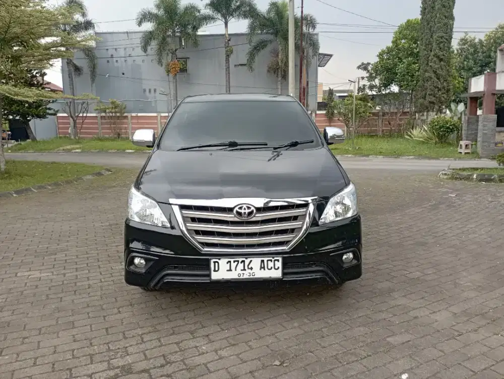 toyota innova g dissel 2.5 matic 2014