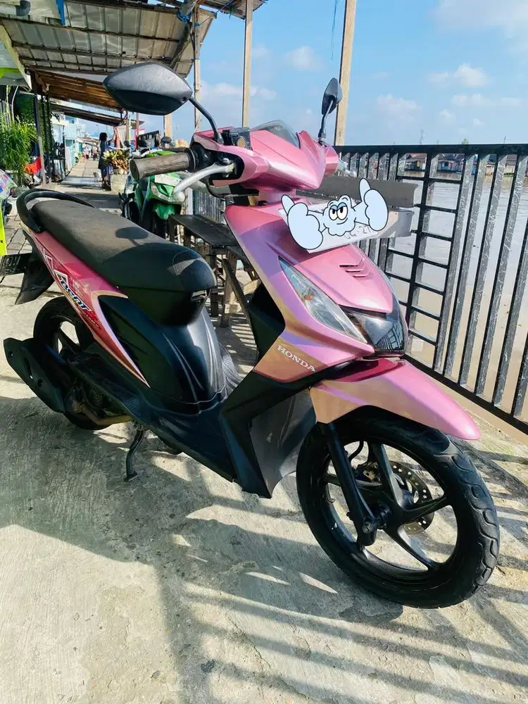 Honda Beat 2012 Pink