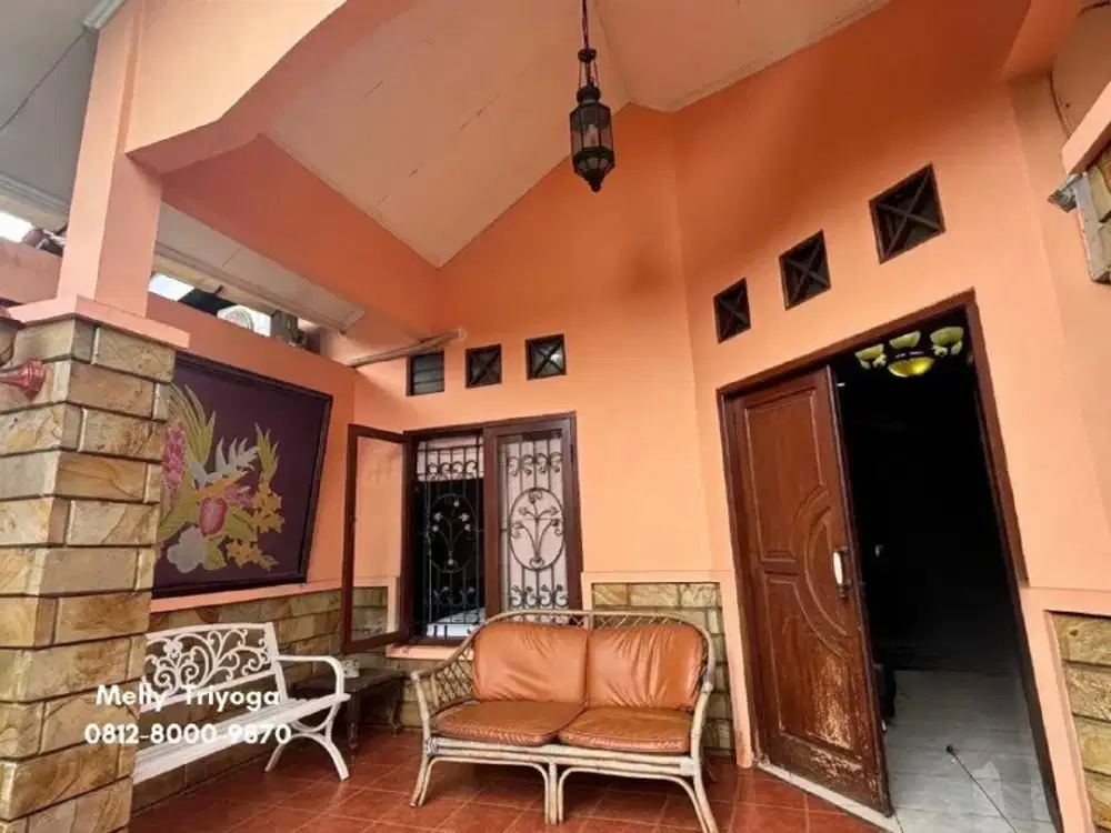 Rumah Luas dan Asri di Caman Raya Utara Jakasampurna Bekasi