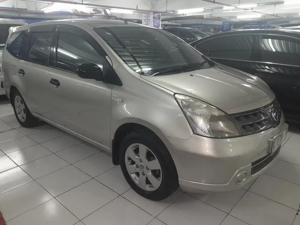 Nissan Livina 2008 Bensin