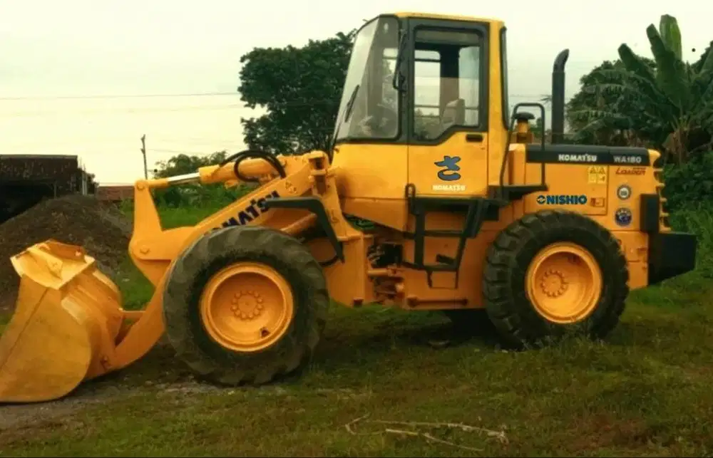 WHEEL LOADER KOMATSU WA180-3