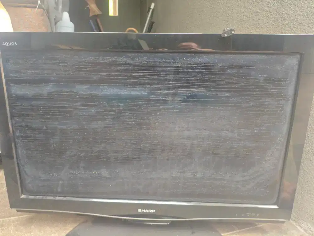 DIJUAL TV SECOND LCD SHARP 40INCH