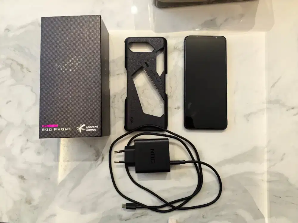 Asus ROG Phone 5 RAM 8/256