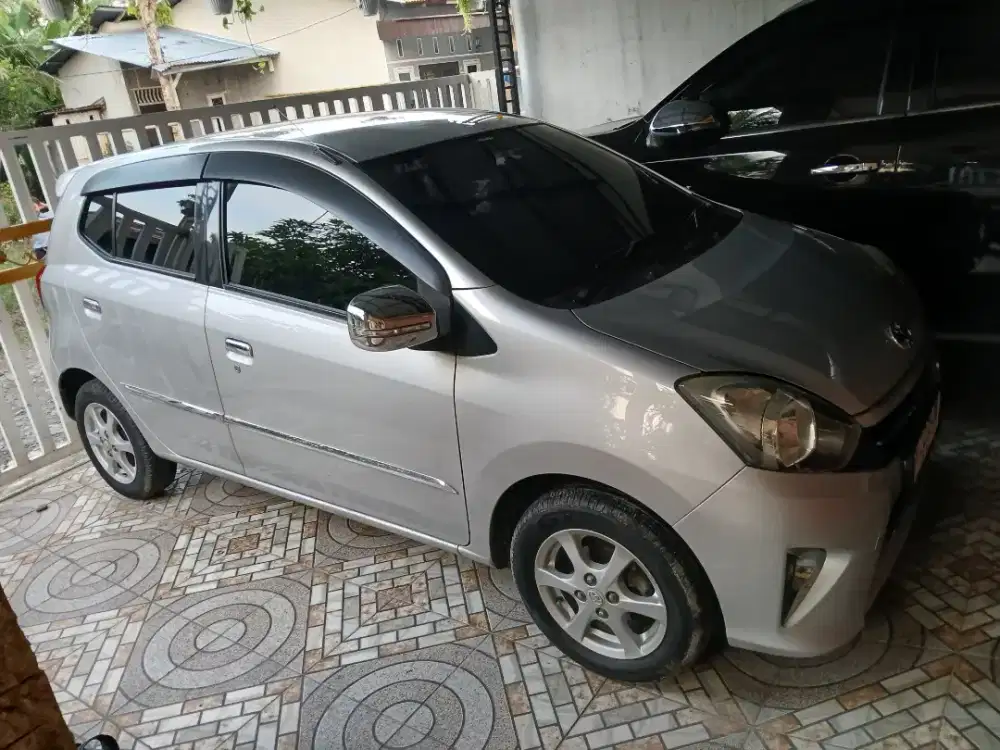 Agya tipe G 2014cantik/mulus dibinjai