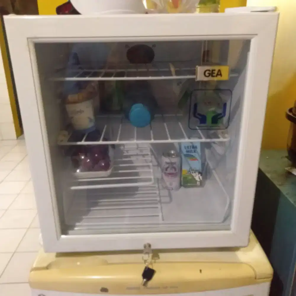 Kulkas Showcase Gea Chiller Garansi