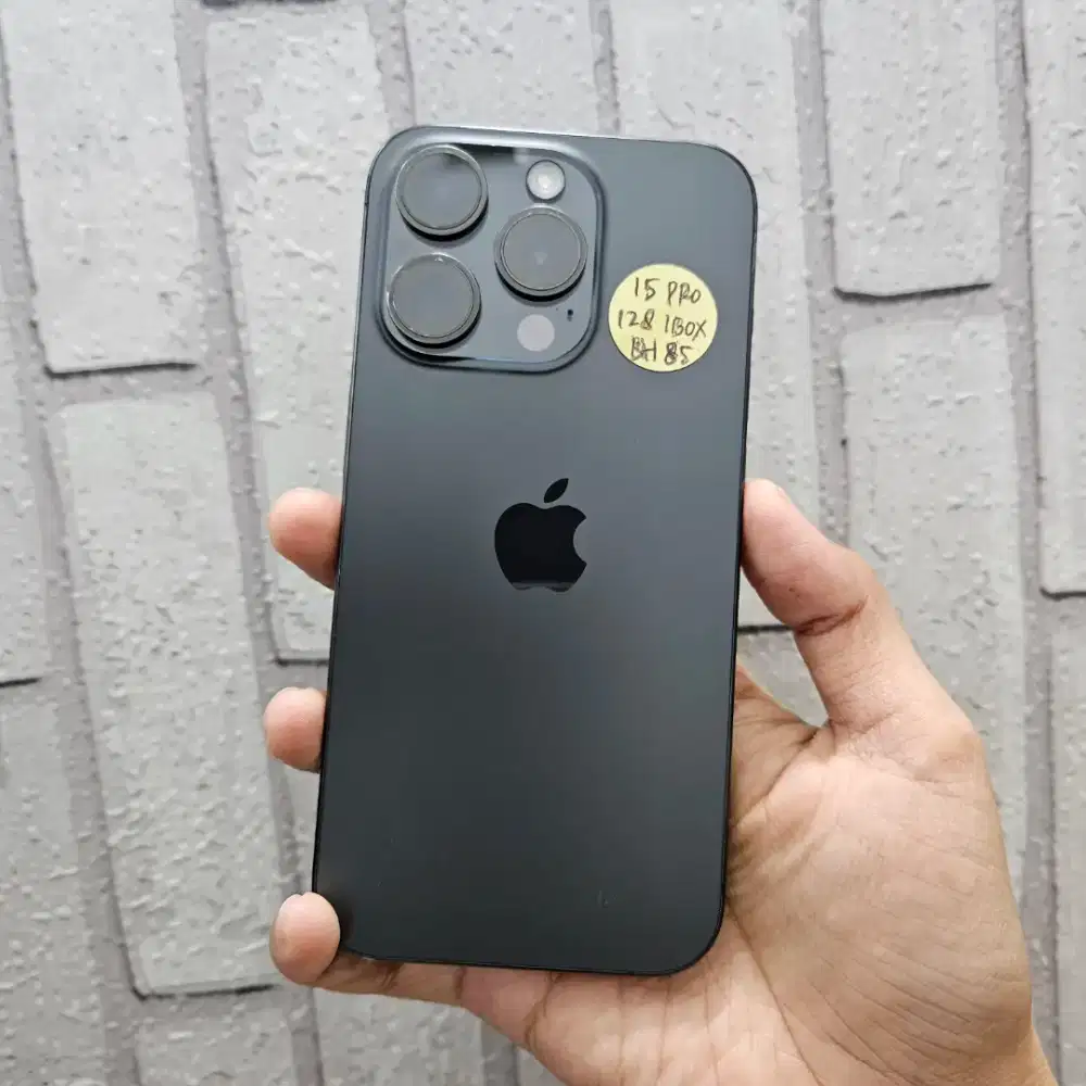iPhone 15 Pro 128 Black Titanium, Ibox
