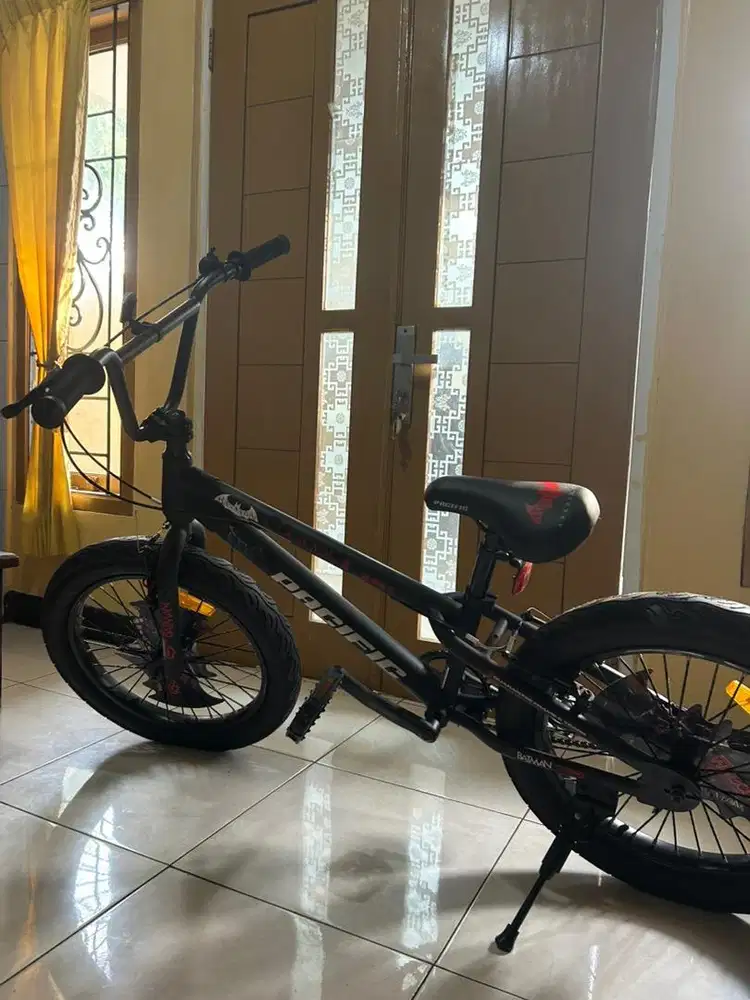 Sepeda Pacific BMX Batman Limited Edition