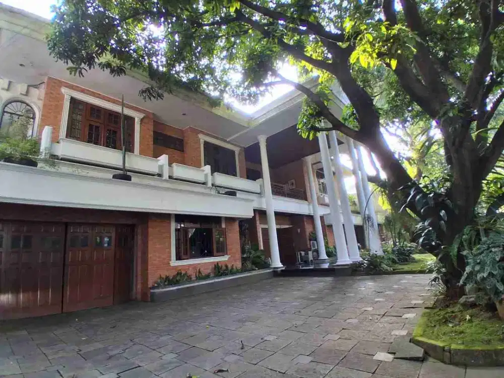 Dijual rumah mewah di lokasi elite Pondok Indah, Kamar tidur 7+4, Kamar Mandi 5+1 harga 60 milyar
