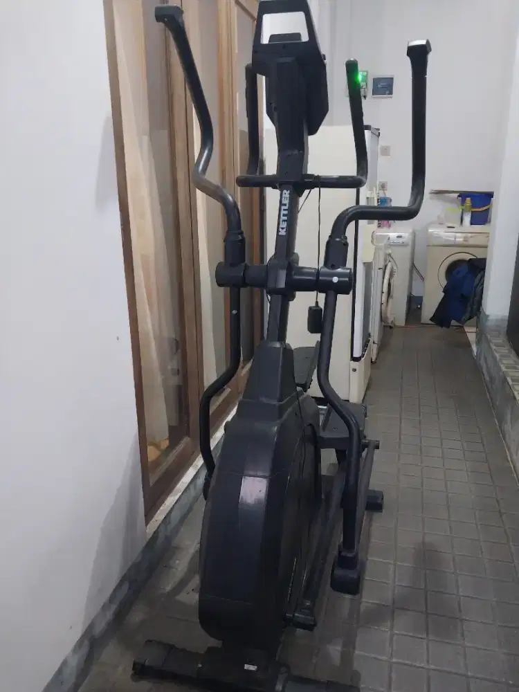 Dijual Crosstrainer seken