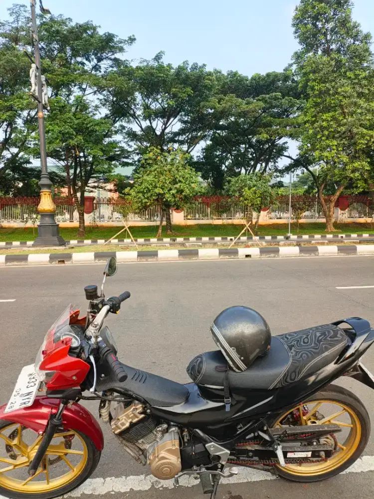 Di jual...Satria barong 2013