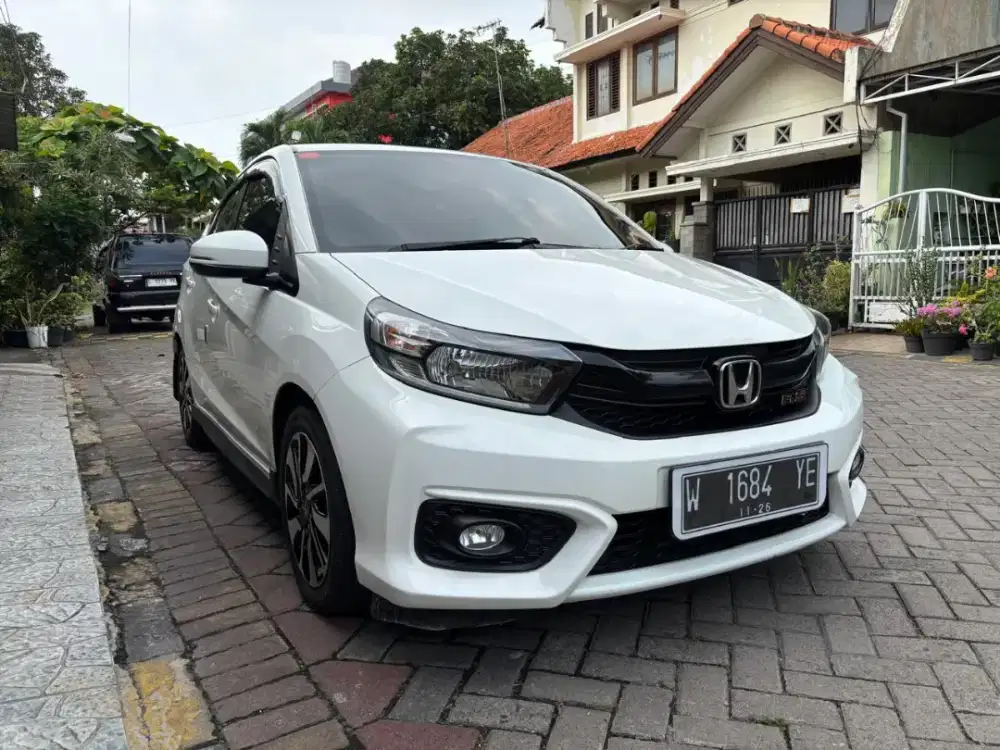 Honda Brio RS 1.2 Matic th 2021